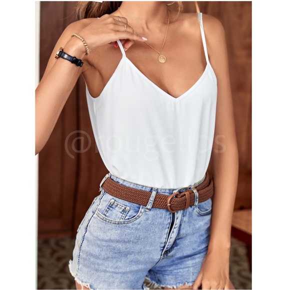 Scallop Lace Trim Detail V-Back Deep Cut Open White Camisole Cami Top Shirt - Picture 3 of 8